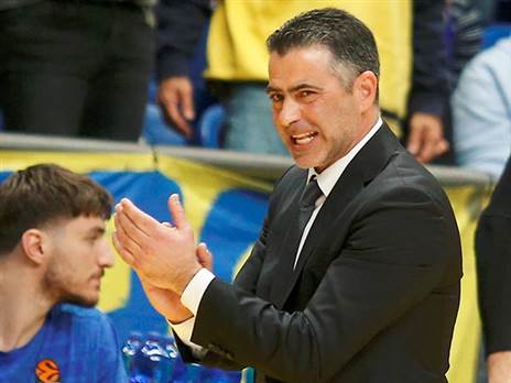 אבן. "היה צריך לשכנע אותו" (אלן שיבר)