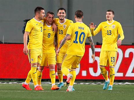 בהתחלה הם חגגו, אחר כך פחות. שחקני רומניה (אלן שיבר)