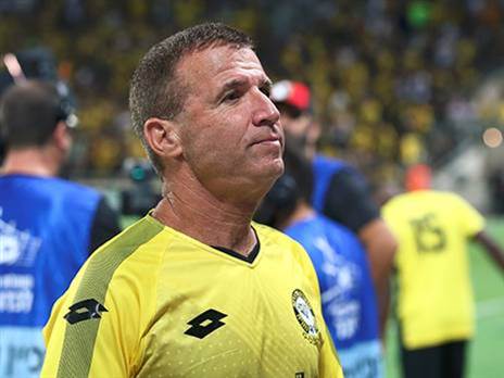 "התנהלות שפוגעת בכל מי שאוהב כדורגל". סגל