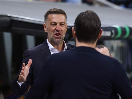 נופל מול הצמרת (אלן שיבר)