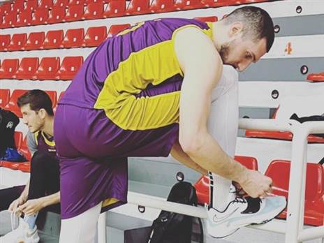 הרגע הגדול מתקרב (האינסטגרם של הפועל חולון)