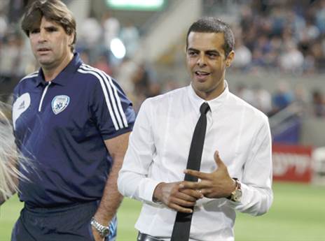 גיא לוזון ביורו הצעירות. יוביל את הנבחרת לקמפיין נוסף? (אלן שיבר)