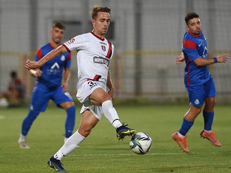 כמעט בישל. אגבדיש (צילום: ברני ארדוב)