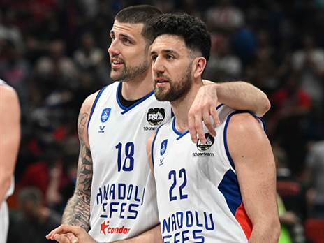 הברק דעך, אבל אנדולו בגמר (GETTY)