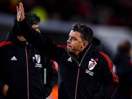 נמצא במגעים גם כן (GETTY)