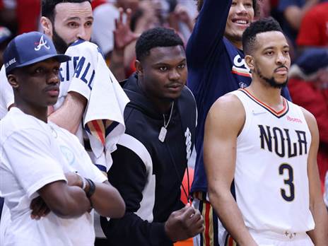 זאיון וסי ג'יי מקולום. עומדים לשתף פעולה (Getty)