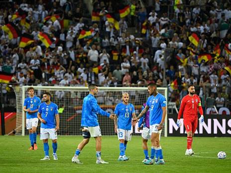 תבוסה במנשנגלדבך (GETTY)