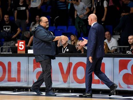 רשם הצלחות בבודוצ'נוסט (Getty)