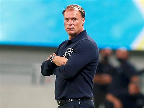 ואן לוון. "הגיע כל יום במטרה לגרום לכולנו לשנוא אותו" (אלן שיבר)