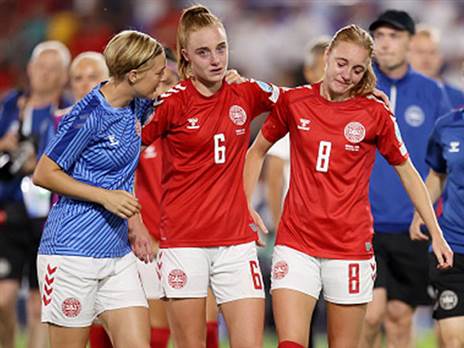 חיפשו שער ניצחון, ספגו והודחו. שחקניות דנמרק (Alex Pantling, Getty)