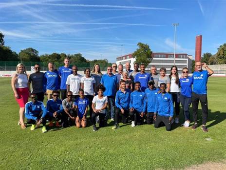 נבחרת המרתון לאחר הזכייה (קרדיט: איגוד האתלטיקה)