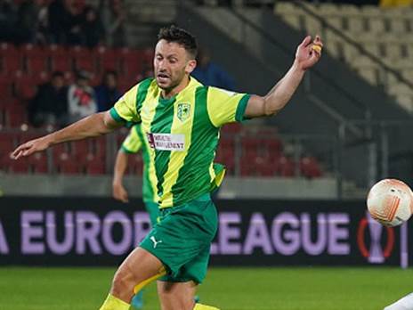 (Photo by JANEK SKARZYNSKI / AFP)