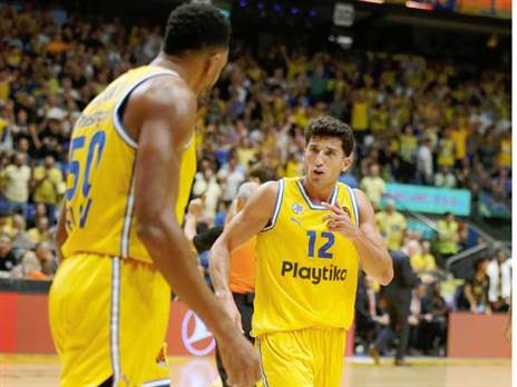 "היו רגעים קשים" (אלן שיבר)