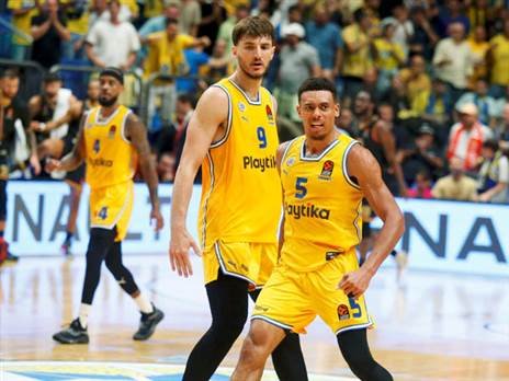 "מצפים לאותה אווירה" (אלן שיבר)