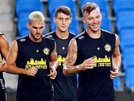 "נראה את הנתניה של העונה שעברה". קארצב (אלן שיבר)