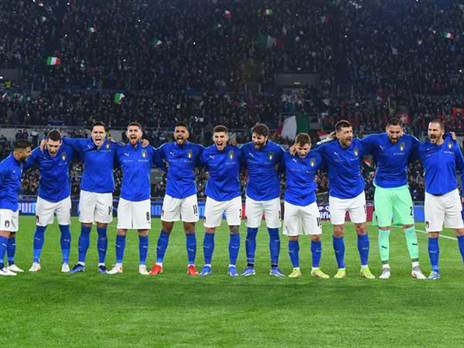 לפחות אנחנו לא איטליה (Photo by Claudio Villa/Getty Images)