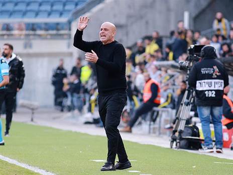 אבוקסיס. הראש לא בדרבי (קובי אליהו)