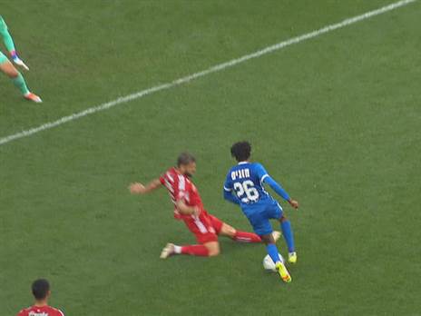 מוגיס נראה נהדר