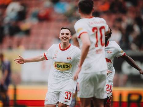 (האתר הרשמי של רד בול זלצבורג)