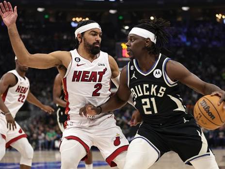 הולידיי. השחקנים מפרגנים (Stacy Revere/Getty Images)