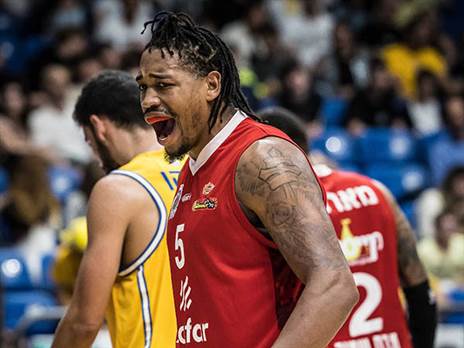 "מנטליות חזקה". וושינגטון (עודד קרני)