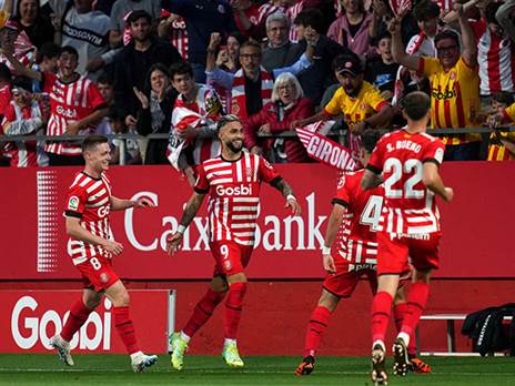 וקסטז'אנוס חגג פעם אחר פעם (Alex Caparros/Getty Images)