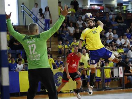 מכבי ראשל"צ תעשה עוד צעד לאליפות? (צילום: פבל יפנוב, מכבי ראשון לציון)