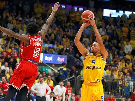 ויש משחק בחמישי (אלן שיבר)