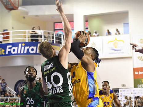 משחק לא רע שלו. ריברו (האינסטגרם של מכבי ת"א)