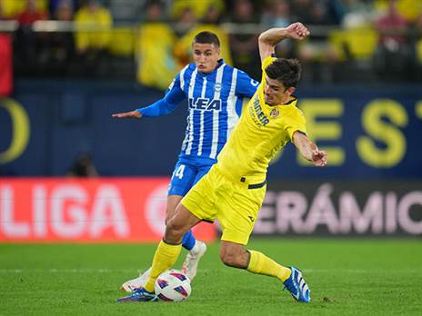 חלוקת נקודות שלא עזרה לשתי הקבוצות (Aitor Alcalde/Getty Images)