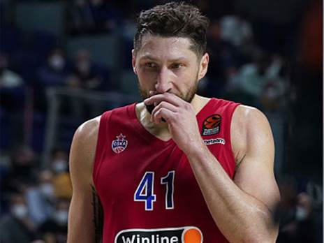 יושעה לשלושה חודשים (GETTY)