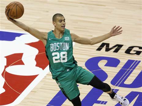 מדר. יקבל בעתיד הזדמנות בבוסטון? (Getty)