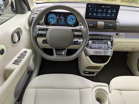 התפעול כמו בכל יונדאי אחרת - פשוט וקל