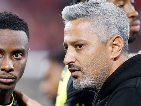 קיבל נוקאאוט. ברק יצחקי (אלן שיבר)