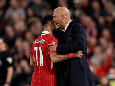 עם סלאח. פורח תחת סלוט (Getty)