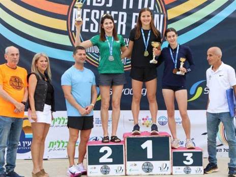 באדיבות - ארז ארטנשטיין, שוונג