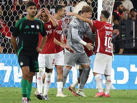 הפועל ב“ש חוגגת. הדלק יספיק לה לקו הסיום? (דני מרון)