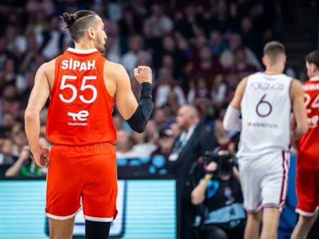 5 מ-5 מחוץ לקשת. סיפאי (FIBA)