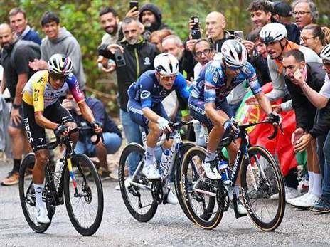 (Photo by Tim de Waele/Getty Images)