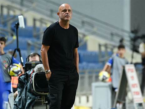 יוסי אבוקסיס. יש בעיה במכבי נתניה (ברני ארדוב)