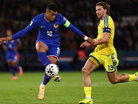 (Photo by FRANCK FIFE/AFP via Getty Images)