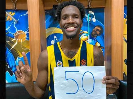 סקורר (באדיבות פנרבחצ`ה)