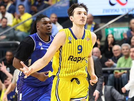 סורקין חגג עם 25 נקודות (צילום: אלן שיבר)