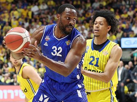 סיומת של יורוליג בצבע. אונואקו (אלן שיבר)