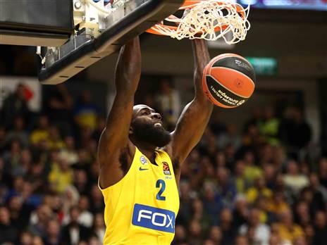 “אוהדי מכבי פשוט מדליקים אותך“ (Getty)