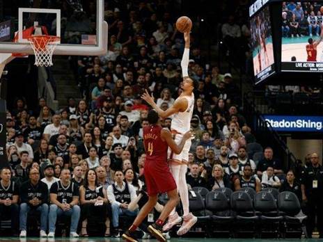 מקור: Ronald Cortes/Getty Images. עיבוד תמונה: AI