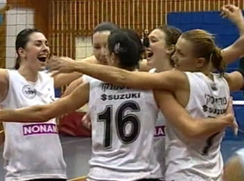 מי תחגוג בסוף הערב?