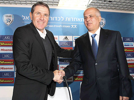 אין זמן לראות דה ווייס. גוטמן עם לוזון