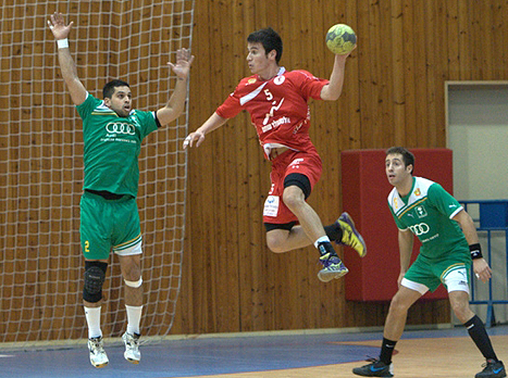 רק ניצחונות לפני הדרבי (הפועל ראשל"צ, האתר הרשמי)