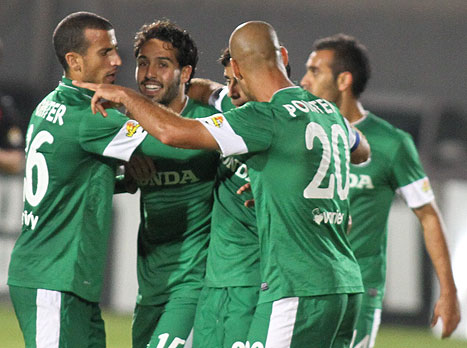 מכבי חוגגת. כל הקופה בצד הירוק (יוסי שקל)